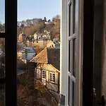 Saint-delis - La Maison Du Peintre - Relais&châteaux Hotel 5*