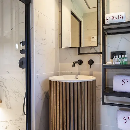 Ξενοδοχείο Saint-delis & - La Maison Du Peintre - Relais & Chateaux 5*