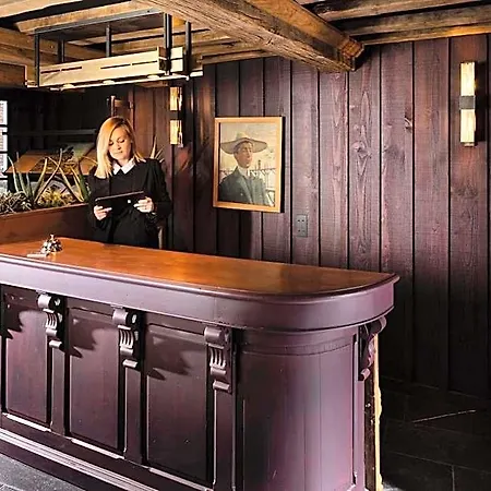 Saint-delis & - La Maison Du Peintre - Relais & Chateaux 5*