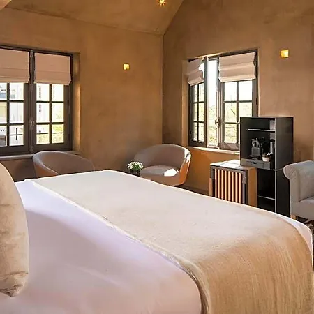Saint-delis & - La Maison Du Peintre - Relais & Chateaux Hotel 5*