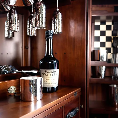Saint-delis & - La Maison Du Peintre - Relais & Chateaux 5*