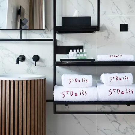Saint-Delis Hotel & Spa - La Maison Du Peintre - Relais & Chateaux Szálloda 5*