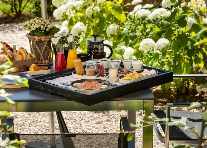 Saint-delis - La Maison Du Peintre - Relais & Chateaux 5* Онфлёр