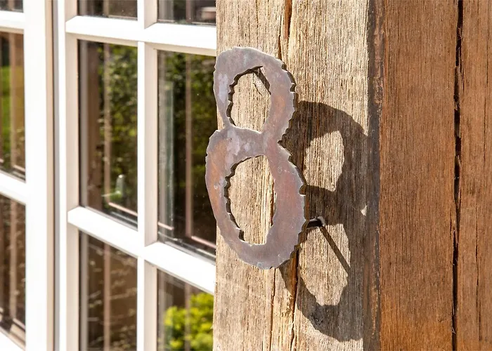 Saint-delis - La Maison Du Peintre - Relais & Chateaux 5* הונפלר