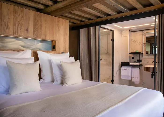 Saint-delis - La Maison Du Peintre - Relais & Chateaux