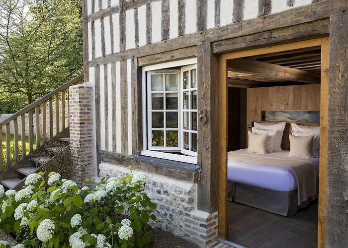 Saint-delis - La Maison Du Peintre - Relais & Chateaux מלון